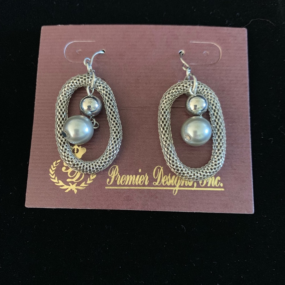 Premier Designs Earrings